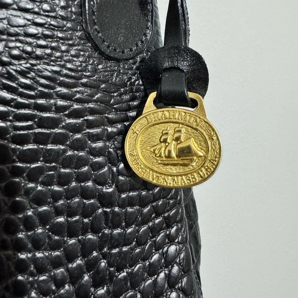 Vintage Brahmin Black Crocodile-Embossed Bag Purse EUC - Picture 3 of 13